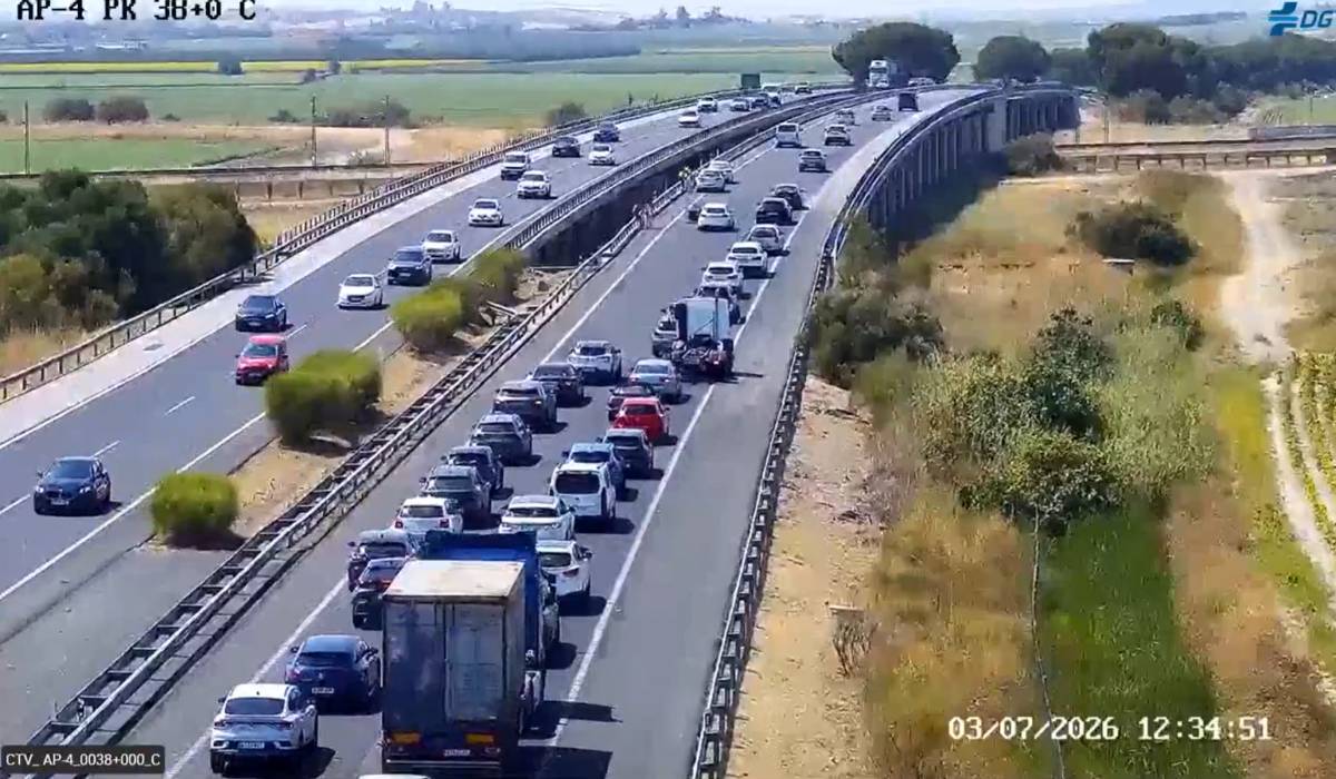 Nuevo atasco en la AP-4 entre Jerez y Sevilla: un alcance complica la circulación a la altura de Las Cabezas de San Juan