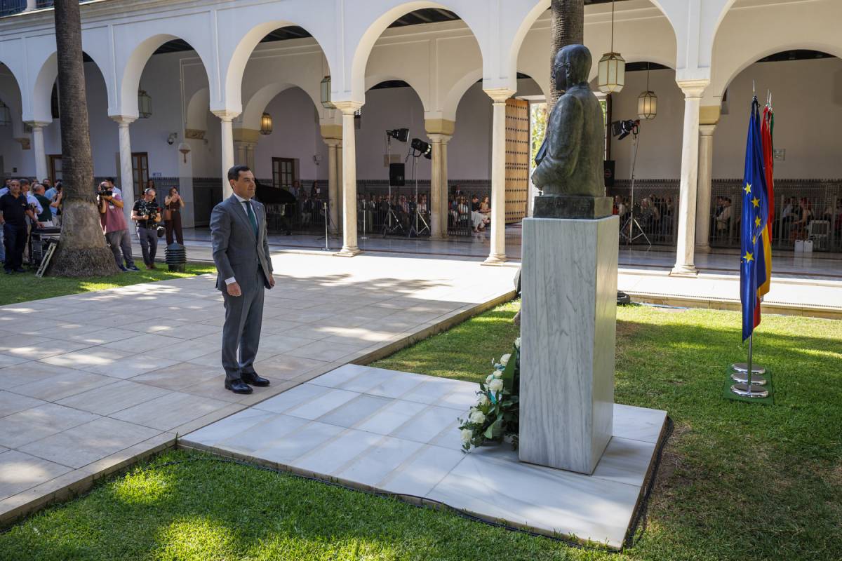 Vox se ausenta del acto por Blas Infante, que ha presidido Moreno con un mensaje llamando a 