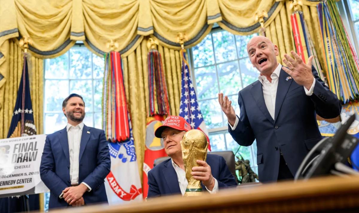 Donald Trump admite que llamó a la FIFA para retirar la tarjeta roja al futbolista Balogun