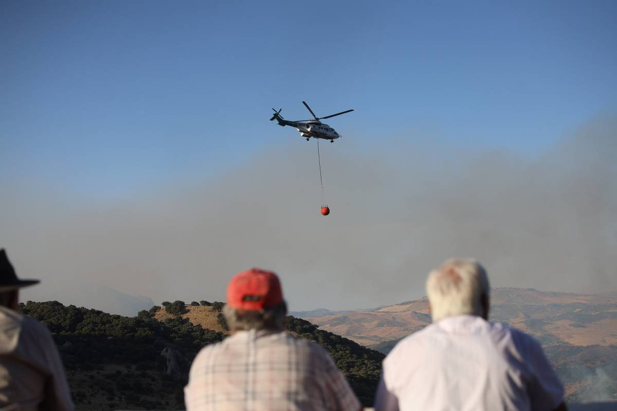 Buenas noticias sobre el incendio de Grazalema, que ha arrasado 222 hectáreas: ya está estabilizado