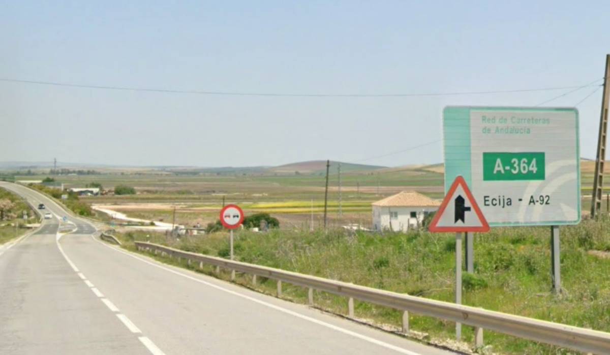 Muere un hombre de 58 años y otro de 34 resulta herido en un choque frontal en la vía que une la A-4 y la A-92 por Marchena