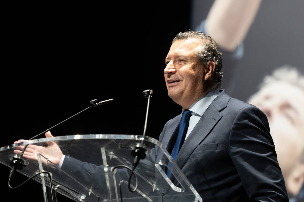 El presidente de la Diputación de Sevilla anuncia acciones legales contra un usuario de X por acusarlo de 'enchufar' a una hija que no tiene