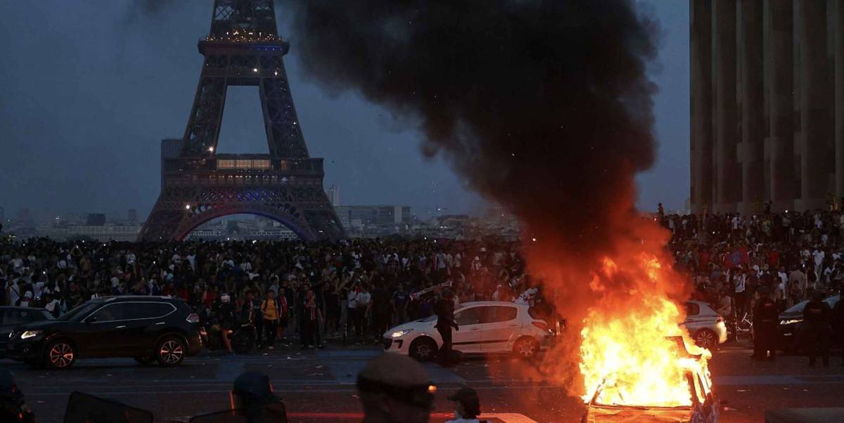 Toque de queda a los menores de 16 años y blindaje de calles: alerta máxima por el Francia-Marruecos