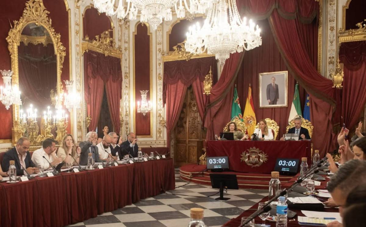 La oposición no preguntará por la presunta trama de blanqueo de 'Pascuali' en el pleno de Diputación de Cádiz