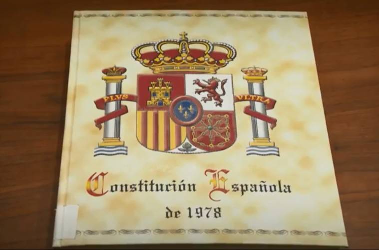 Una Constitución española. - 