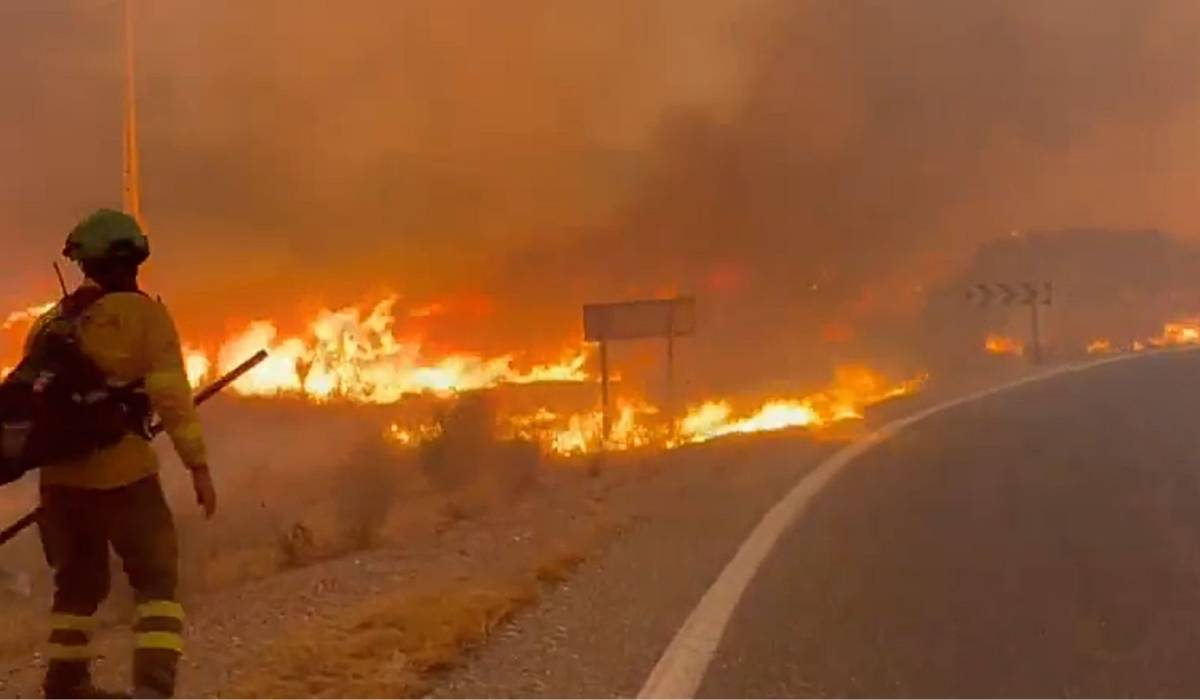 El incendio de Almería: casi todos extranjeros, huyendo de 