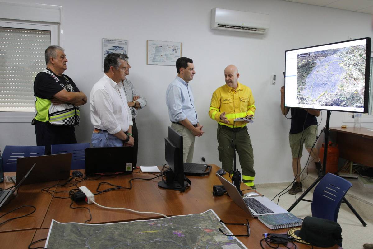 Antonio Sanz defiende la decisión de no mandar el mensaje ES-Alert en el incendio de Almería: 