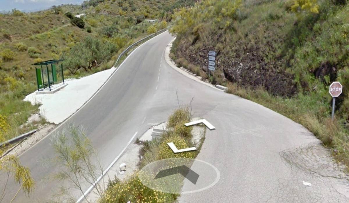 Muere un conductor en Málaga tras salirse de la carretera y volcar