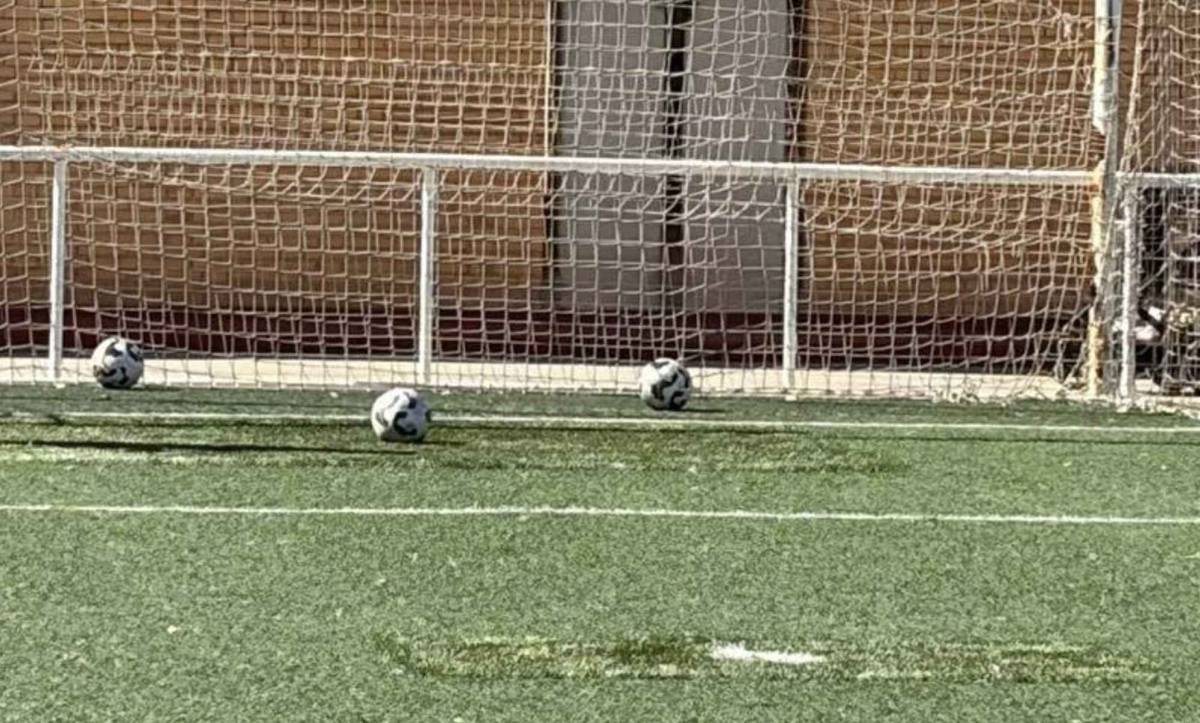 Luto en el fútbol base de Huelva por la muerte de Daniel, jugador de 16 años: 