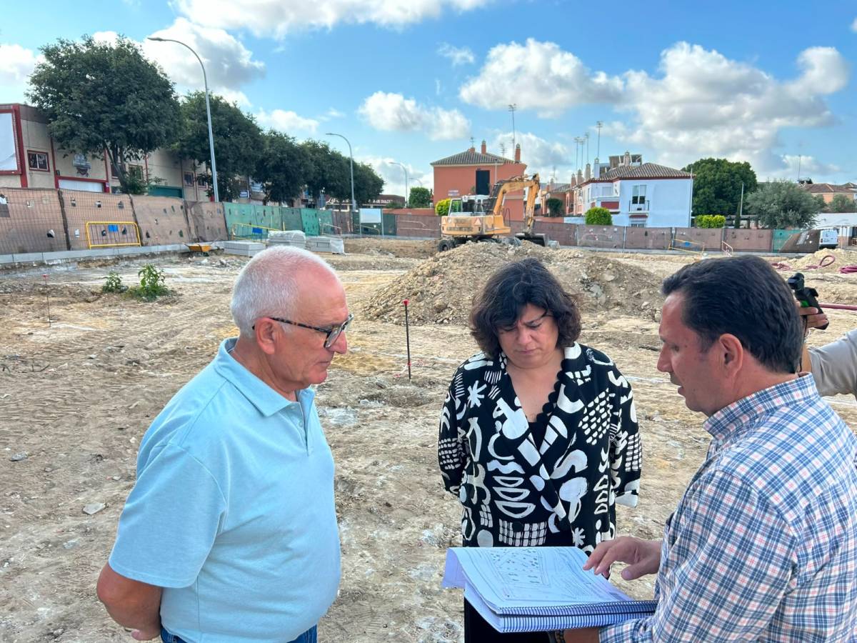 Sanlúcar transformará una plaza abandonada: 40 árboles, un parque canino y una calle nueva