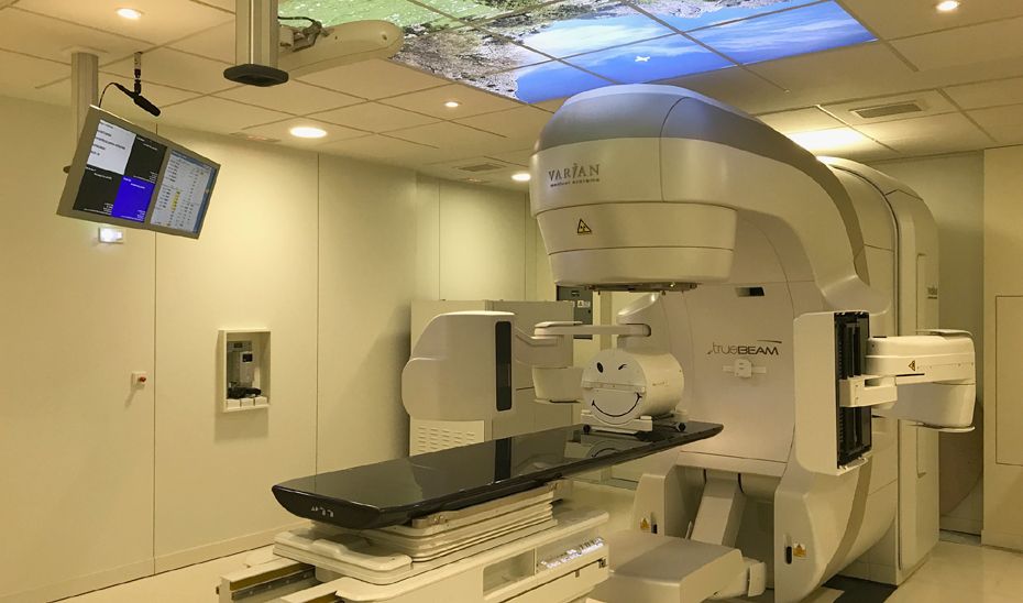 Andalucía mueve ficha para los pacientes con cáncer: protonterapia concertada a la espera de centros en Málaga y Sevilla