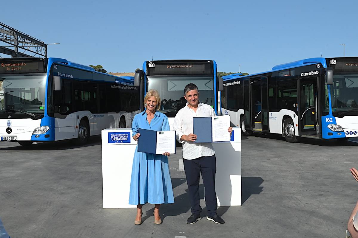 Adelante critica que se venda como "modernidad" el pago con tarjeta en los autobuses de Jerez: "Solo es ponerse al día"