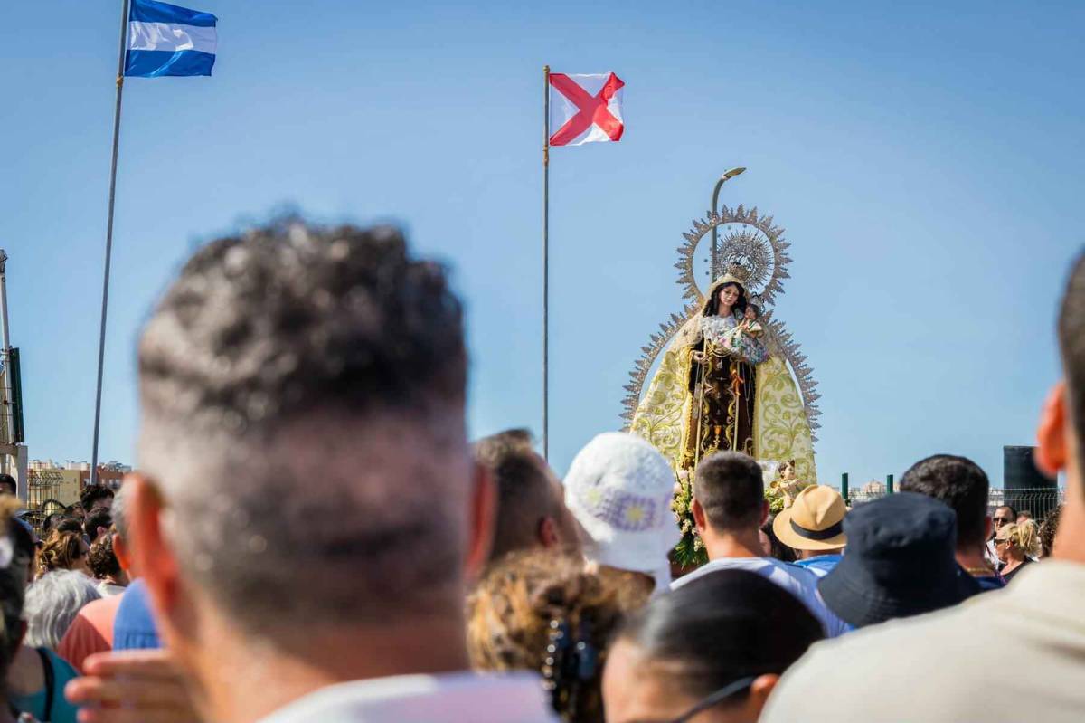 La Virgen del Carmen del barrio de Gallineras de San Fernando - La Virgen del Carmen del barrio de Gallineras de San Fernando