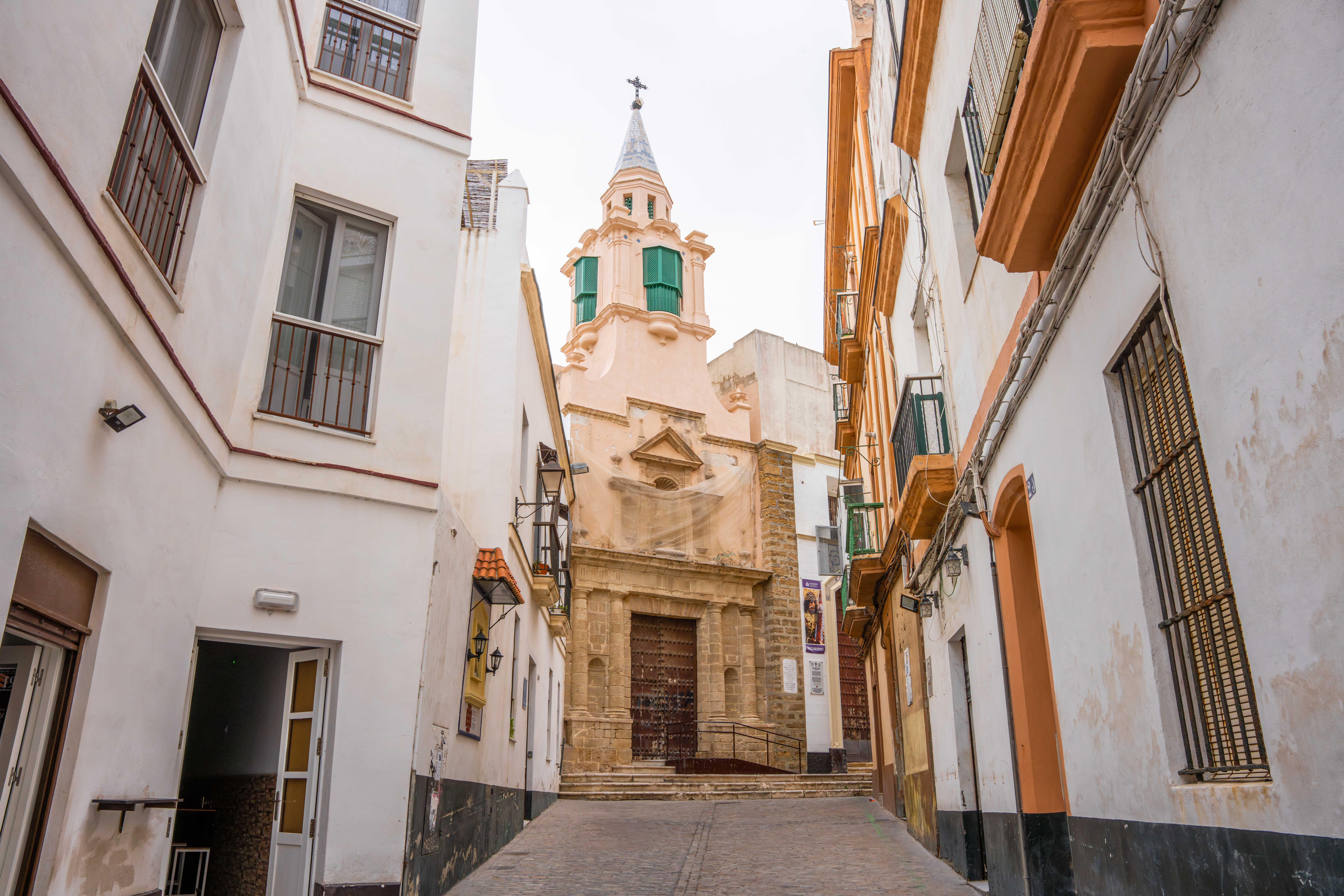 Cádiz suma 16 viviendas sociales y una batería de obras para renovar sus barrios: estas son las novedades