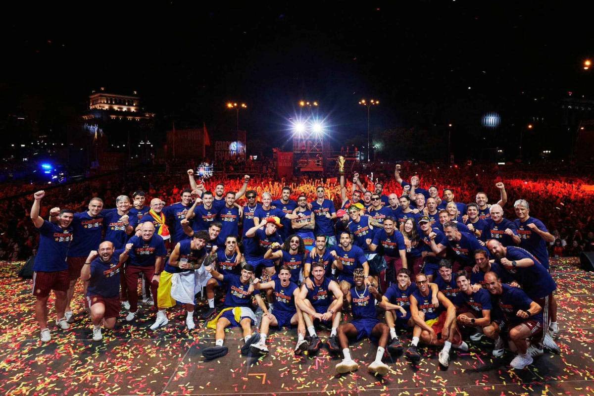 Del 'show' de Cucurella al emocionante recuerdo de la joven María: así ha sido el fin de fiesta del Mundial de España