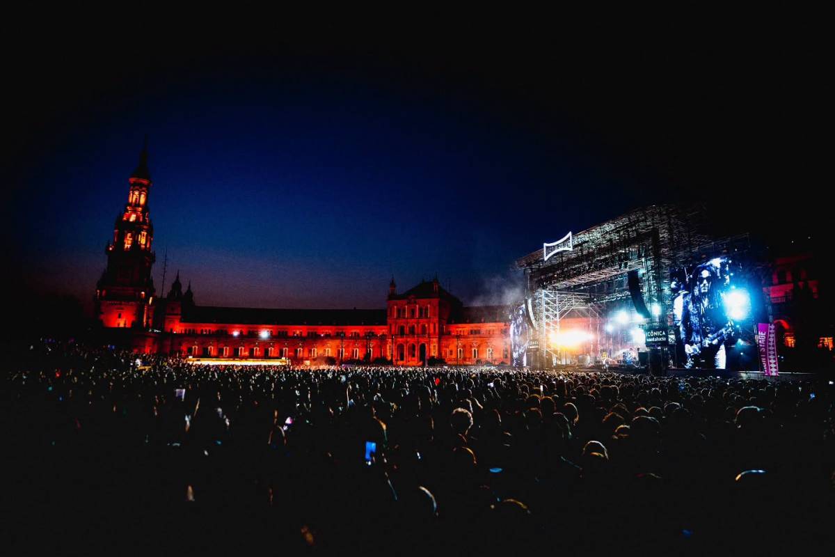 Pacma mantiene su pulso con Icónica y pide transparencia al Ayuntamiento: el festival solicita a una influencer sevillana que borre una publicación