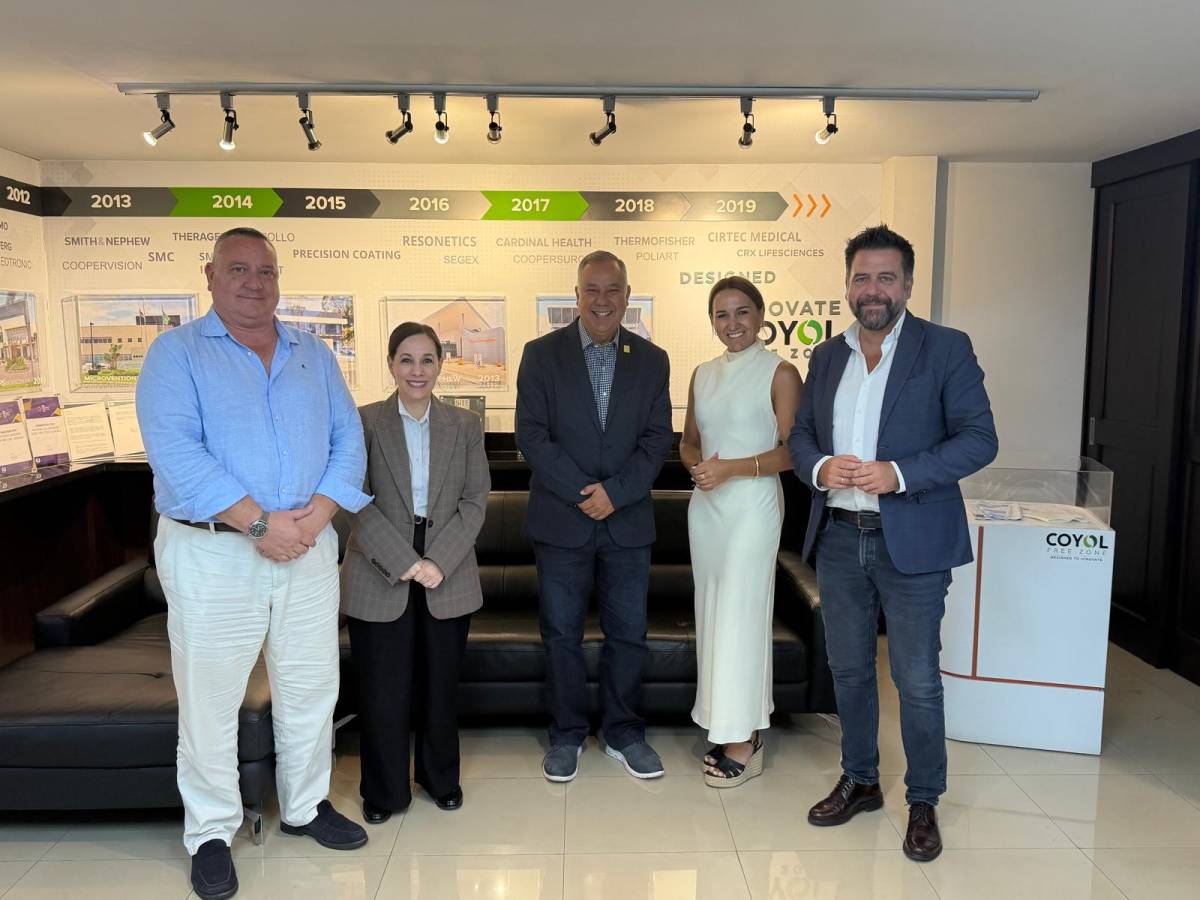Nuevas alianzas internacionales de la Zona Franca de Cádiz: da a conocer su Economía Azul en Costa Rica