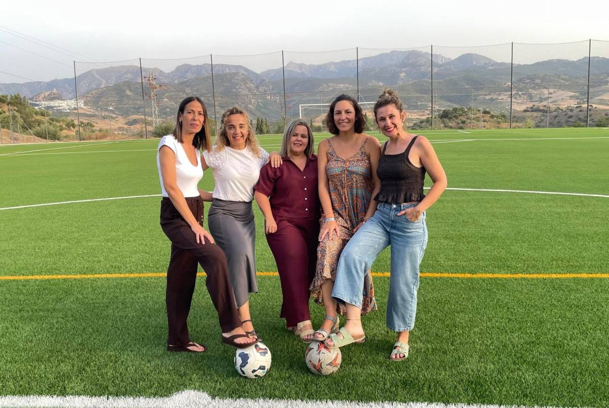Un pequeño club de Cádiz protagoniza un hito con una directiva formada íntegramente por mujeres