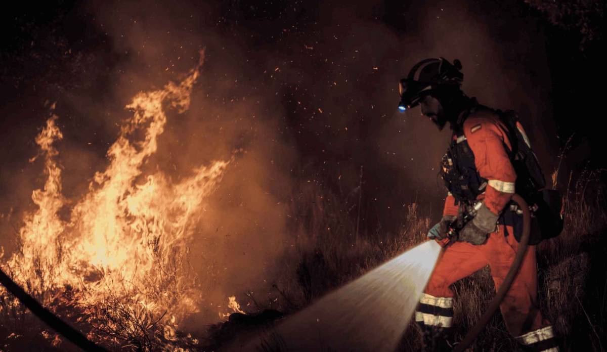 Emergencia de interés nacional en la Comunidad de Madrid y Ávila: situación crítica por varios incendios de extrema gravedad
