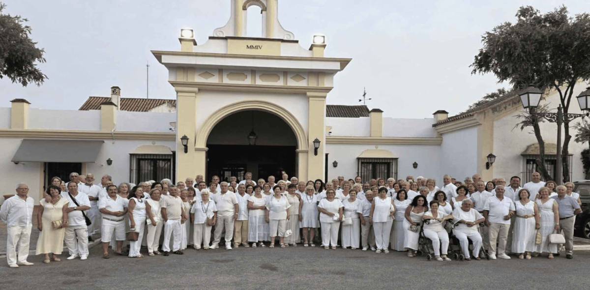 La gran noche de los mayores de Guadalcacín: así ha sido la espectacular fiesta ibicenca