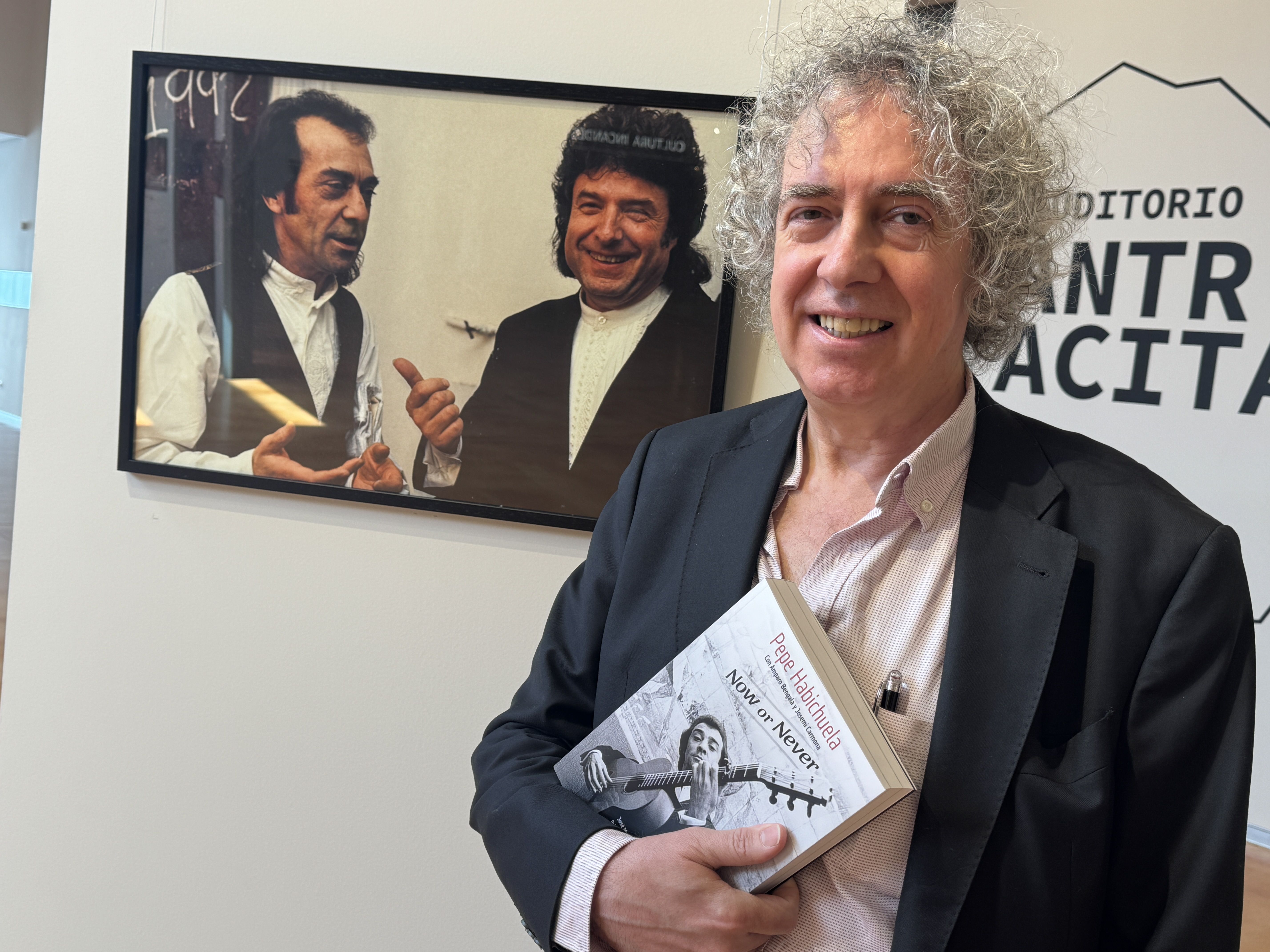 José Manuel Gamboa retrata en el libro 'Now or Never' el corazón flamenco de Pepe Habichuela