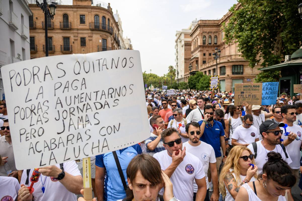 La plantilla de Airbus rechaza el preacuerdo con la empresa y deja en el aire el futuro de la huelga