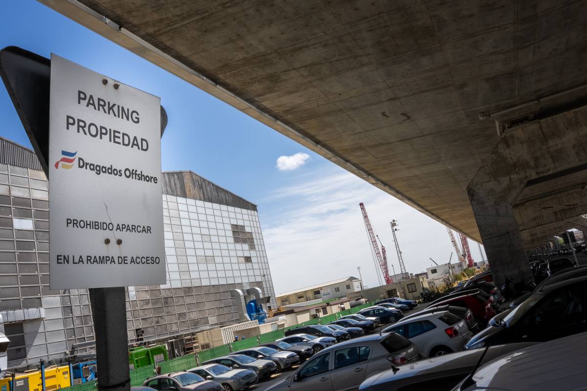 La pesadilla del aparcamiento en Dragados: 