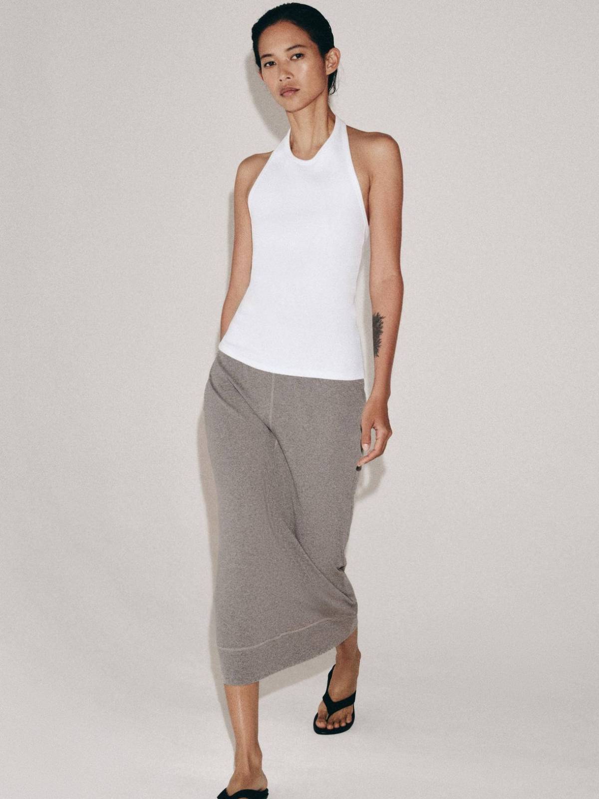 Look informal. - ZARA Look informal.
