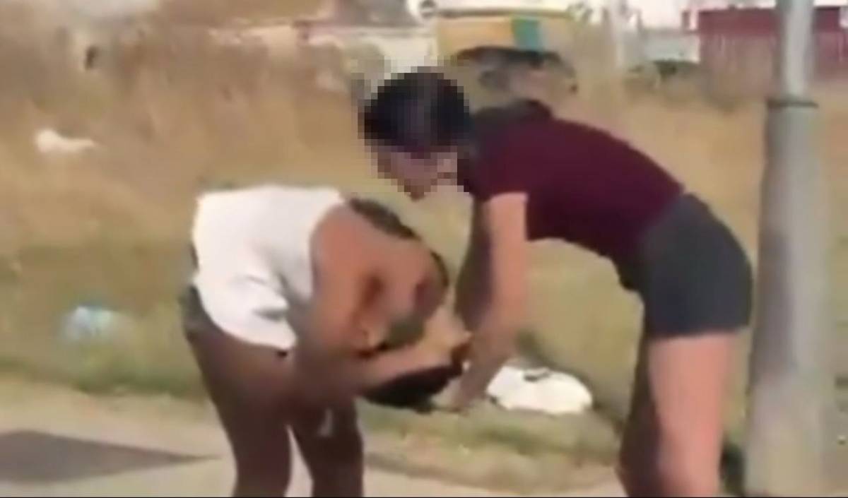 Varias menores humillan y agreden a otra en un municipio de Huelva: la Guardia Civil ya investiga el vídeo que se ha hecho viral