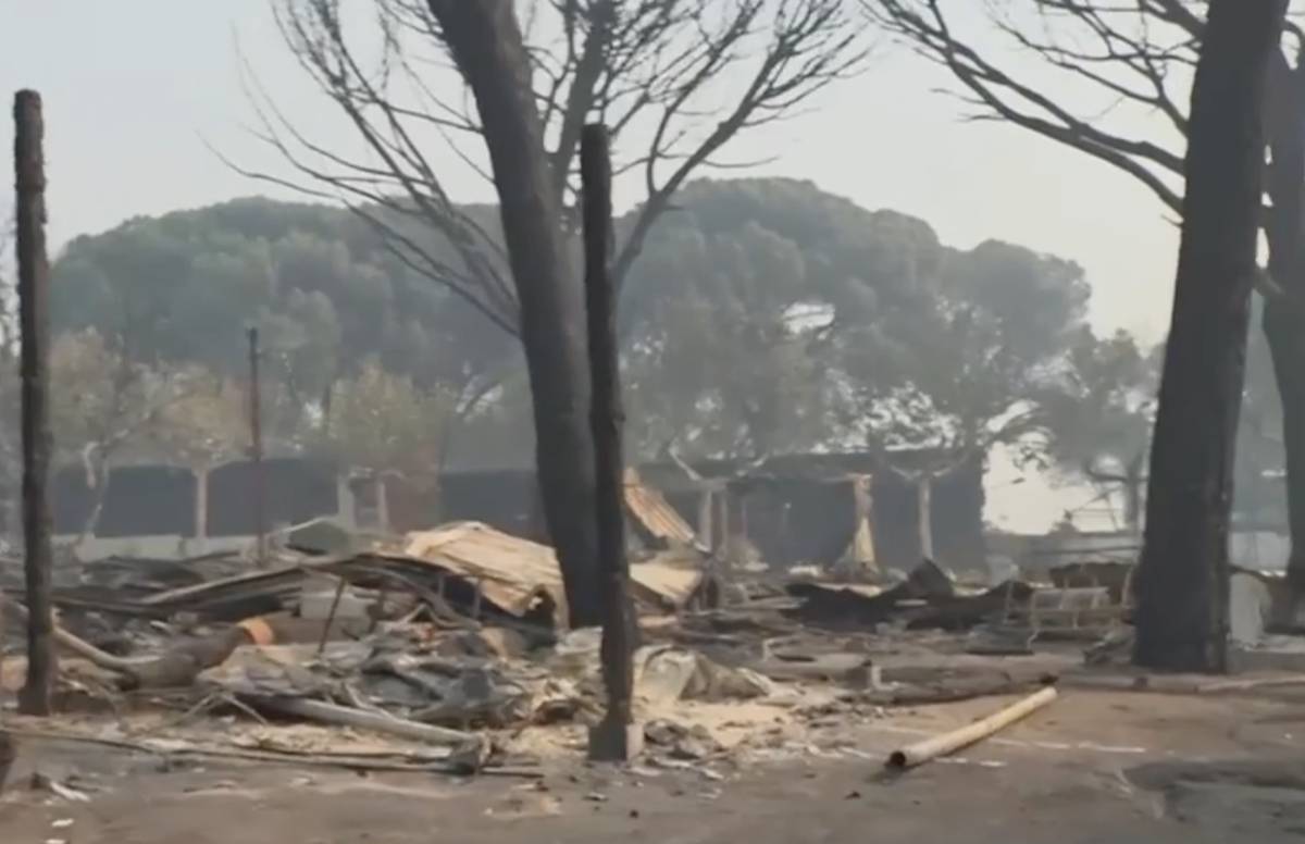 El dueño de un camping arrasado por el fuego en San Martín de Valdeiglesias: 