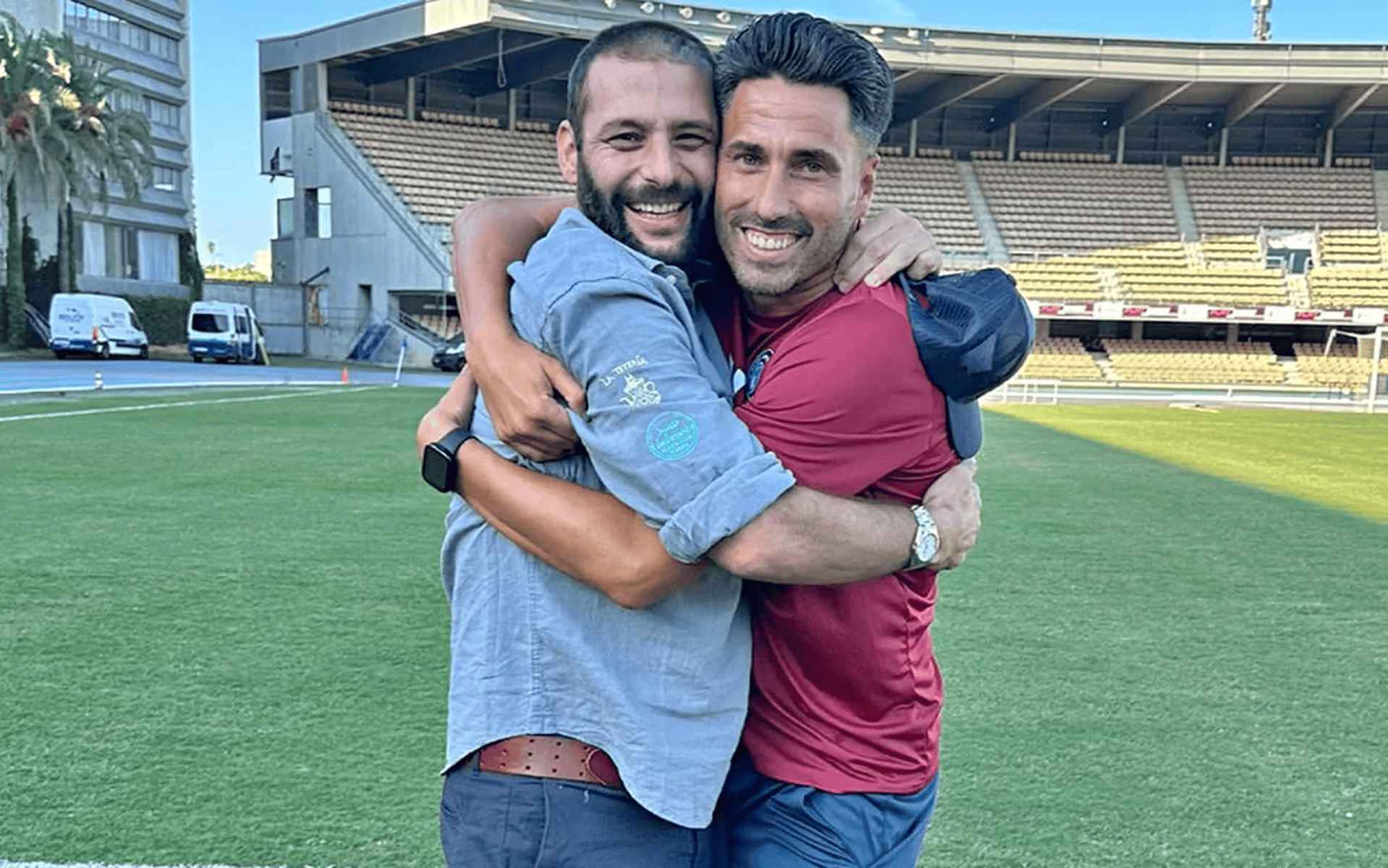 Abrazo entre Borja y Ramón Verdú. - Abrazo entre Borja y Ramón Verdú.