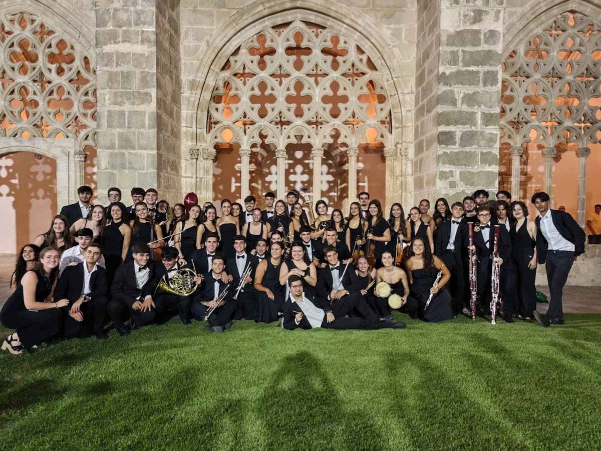 'La vuelta al mundo en 80 minutos': la Joven Orquesta Filarmónica Campos Andaluces pone rumbo a Italia tras conquistar Jerez