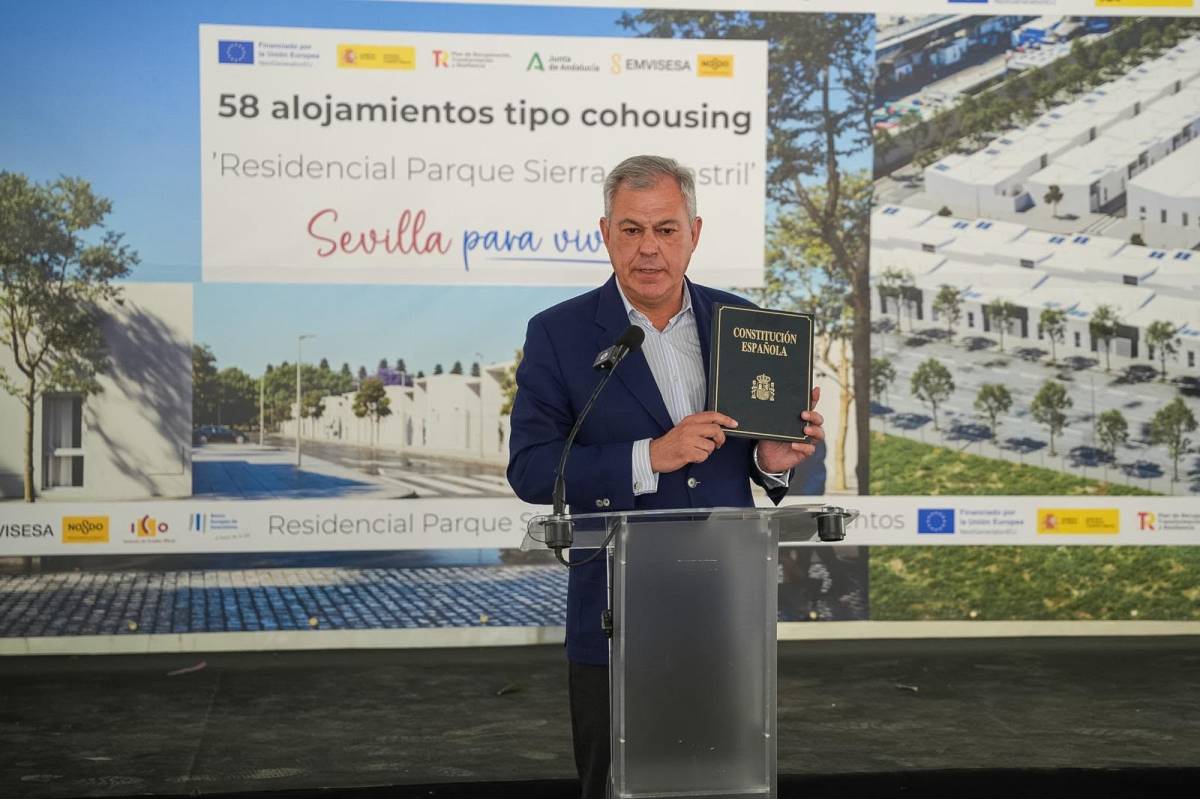 El alcalde de Sevilla quita importancia al enfado de Vox por la mezquita: 