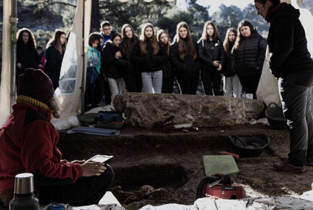 Un acto por la memoria en el Barranco de Víznar. - Un acto por la memoria en el Barranco de Víznar.