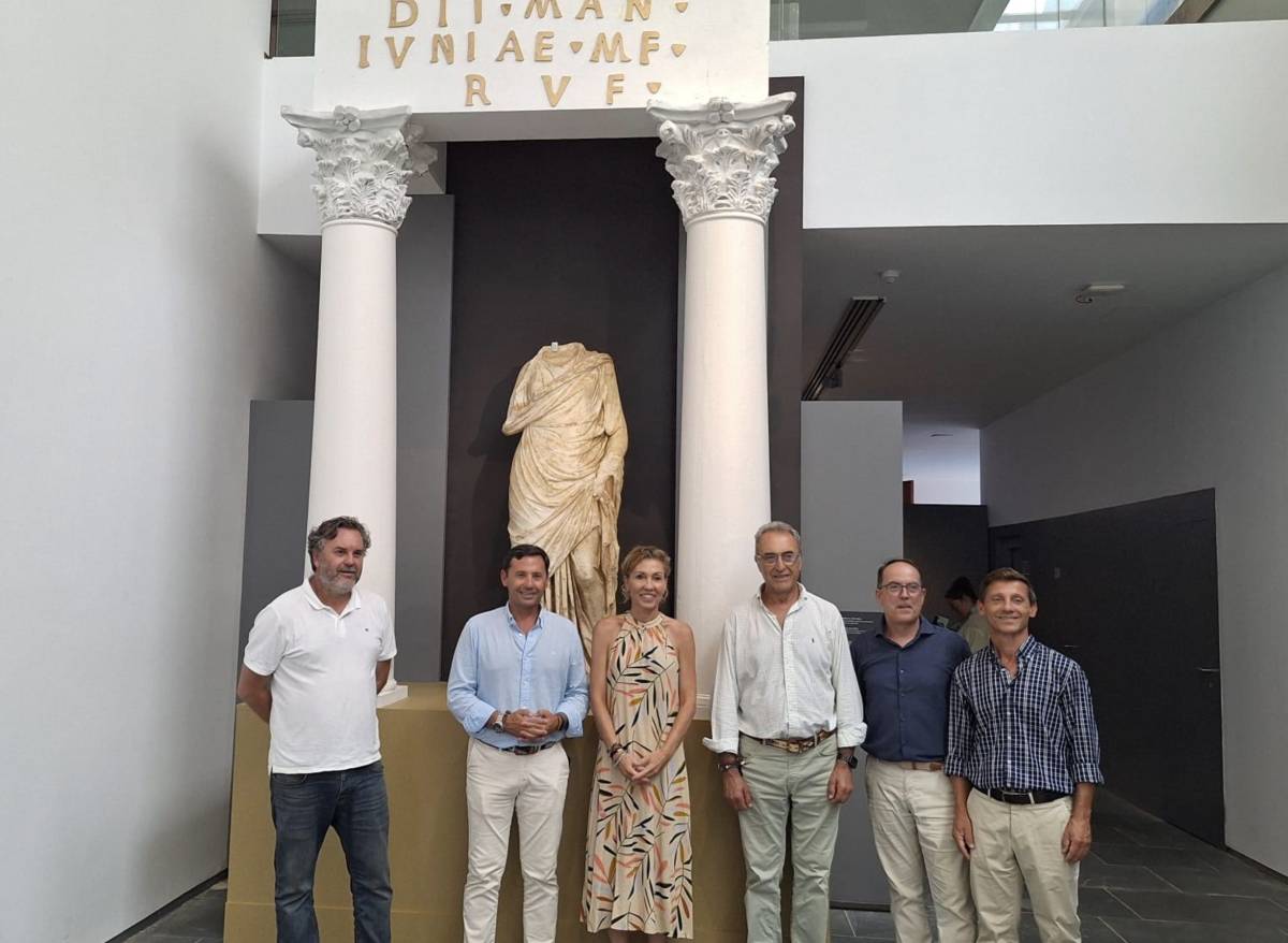 Autoridades de la Junta, el alcalde de Tarifa y otros responsables de la reapertura del museo de Baelo Claudia, este pasado martes. - Autoridades de la Junta, el alcalde de Tarifa y otros responsables de la reapertura del museo de Baelo Claudia, este pasado martes.