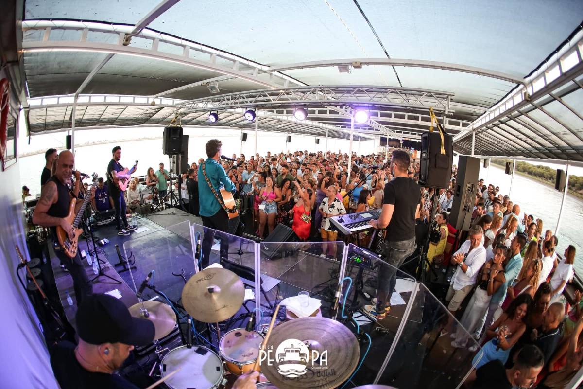 'La Pepa', conciertos de Kiko Veneno, Pitingo y Siempre Así en un escenario flotante frente a Doñana