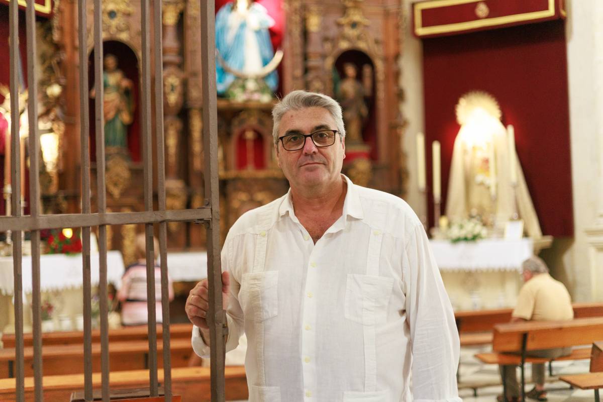 Juan Antonio Zarzuela, nuevo hermano mayor de las Cinco Llagas: 