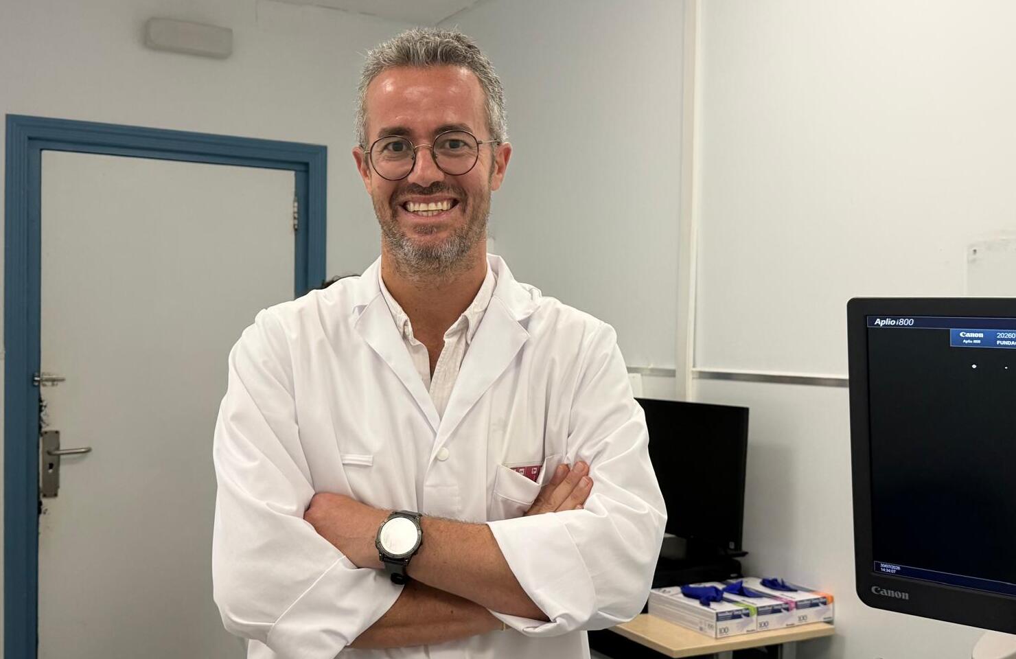 El médico gaditano, en el Hospital Universitario Fundación Jiménez Díaz. - El médico gaditano, en el Hospital Universitario Fundación Jiménez Díaz.