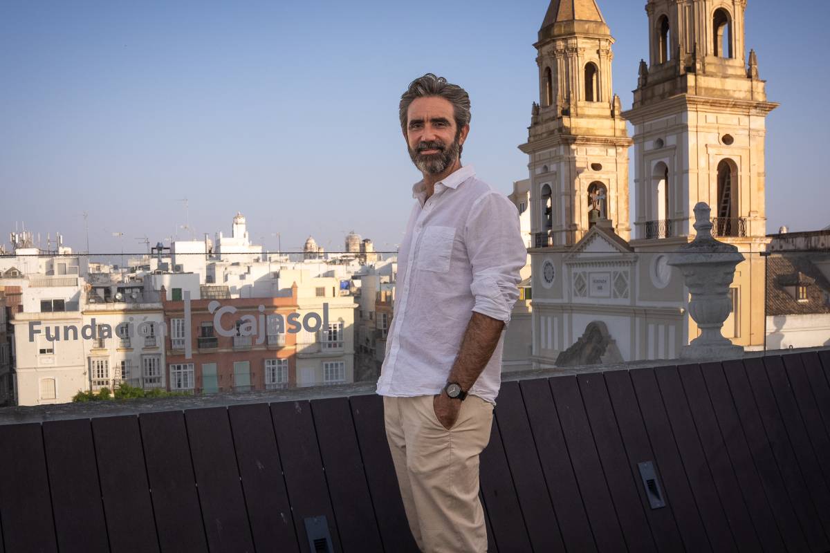Los desnudos y los muertos - JOSEÇÉ MARÍA REYNA Los desnudos y los muertos