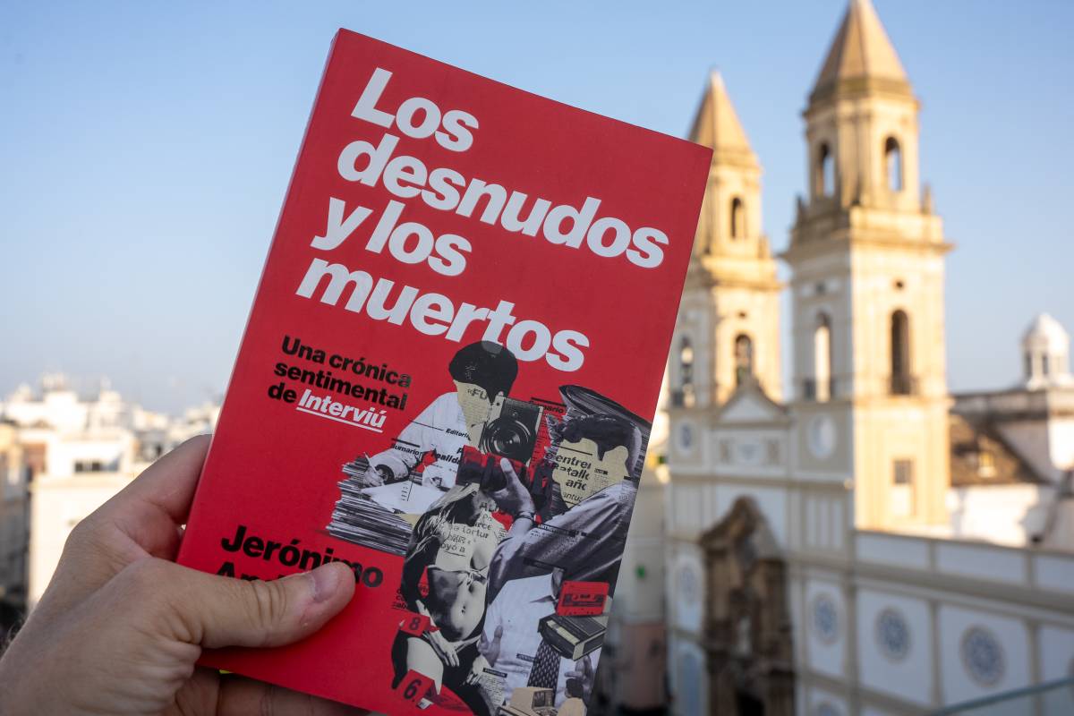 Los desnudos y los muertos - JOSEÇÉ MARÍA REYNA Los desnudos y los muertos