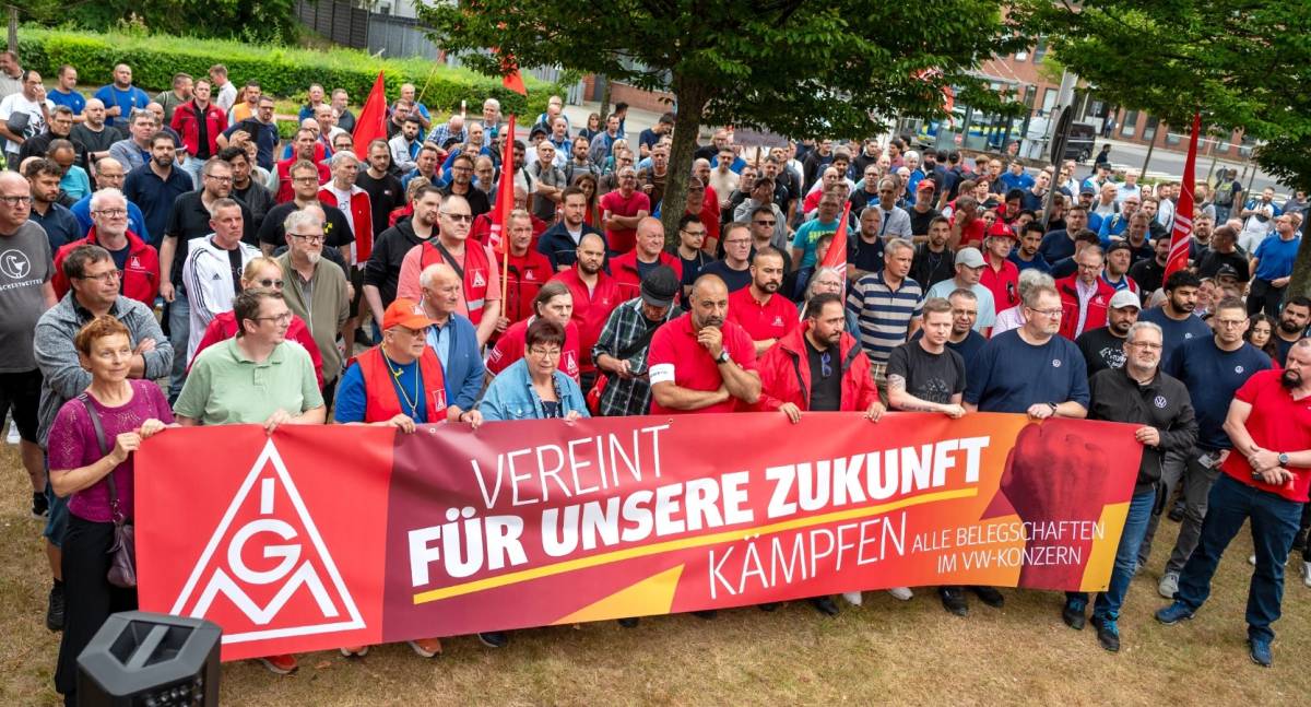 Europa, obligada a repensarse: Alemania ya ve las 'orejas al lobo' con la pérdida de 100.000 empleos en Volkswagen