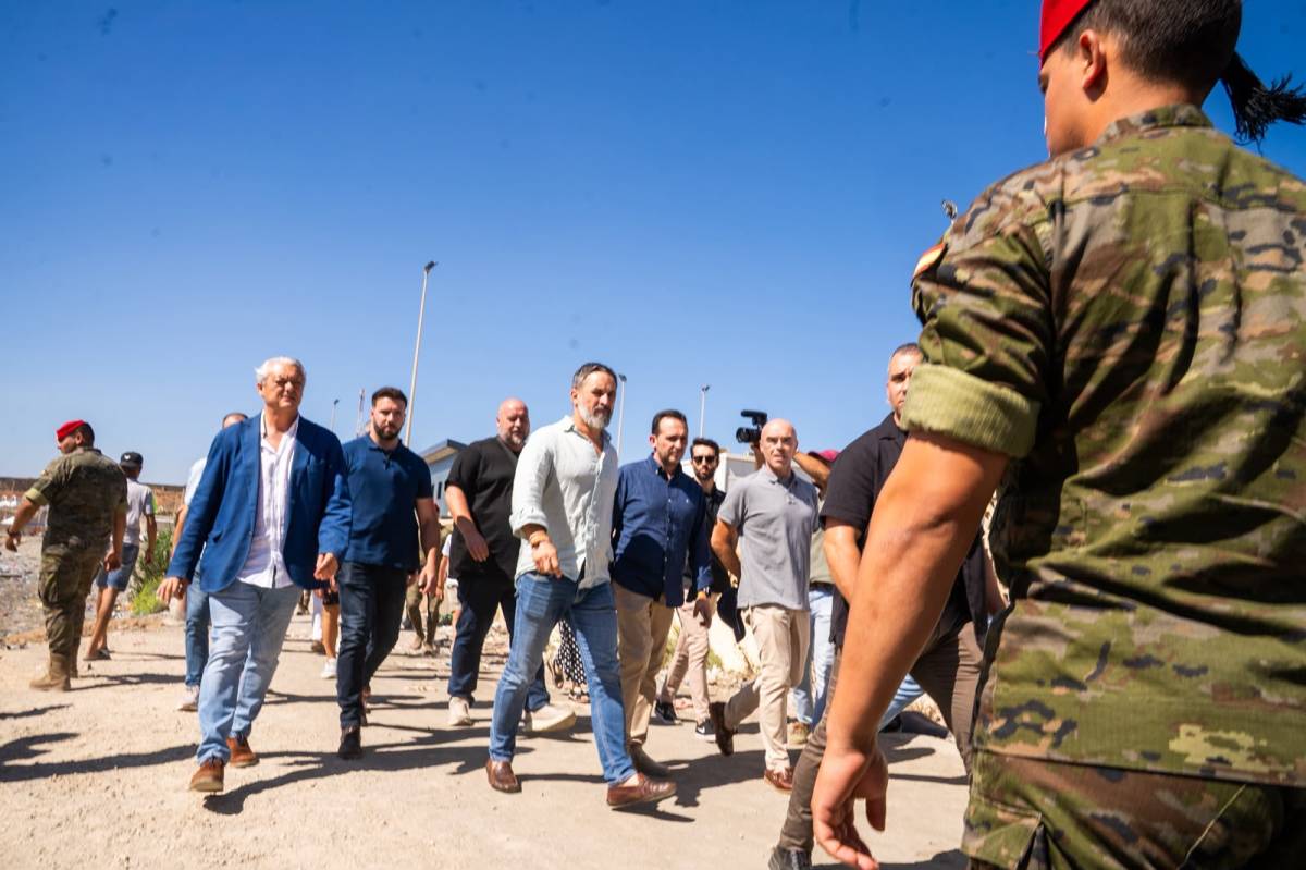 Vox busca diputados de otros partidos para juzgar a Sánchez por traición tras lo ocurrido en Ceuta