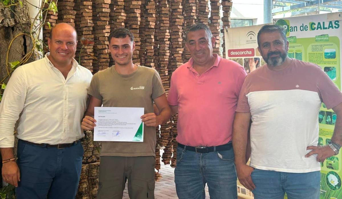 Quedarse, aprender y trabajar en la provincia de Cádiz: la juventud que da futuro a Los Alcornocales y el corcho