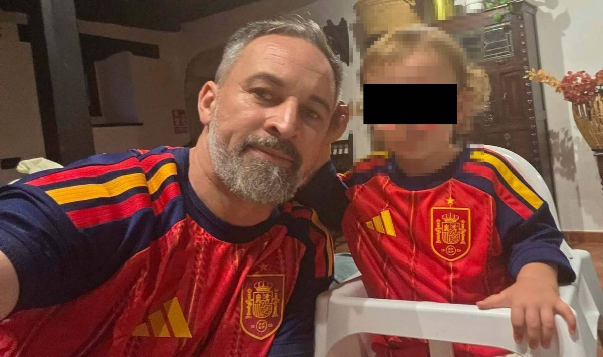 El gran susto de Santiago Abascal y Lidia Bedman: sus tres hijos, hospitalizados