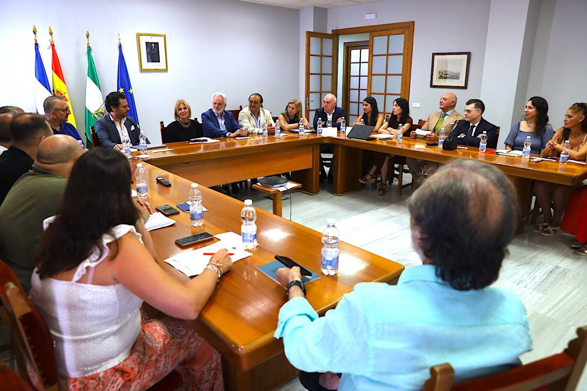 Jerez, ciudad gitana: el Ayuntamiento acoge un acto con algunas de las voces más influyentes