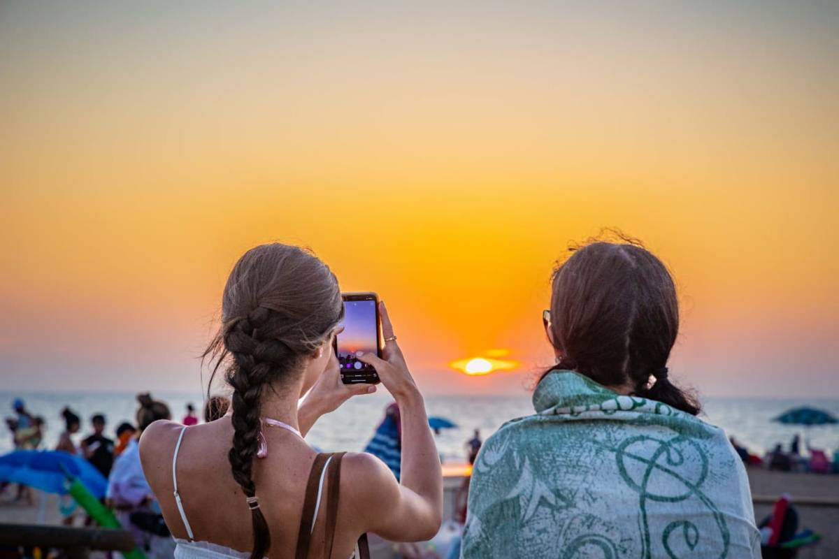 El eclipse parcial del 12 de agosto ocultará el 95% del disco solar en la Bahía de Cádiz: un mirador privilegiado en Camposoto