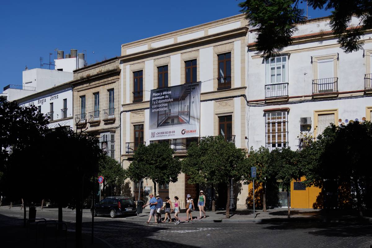 Casa palacio con 16 pisos de lujo junto al Arenal en Jerez: Gilmar vende áticos de 42 metros por 275.000 euros