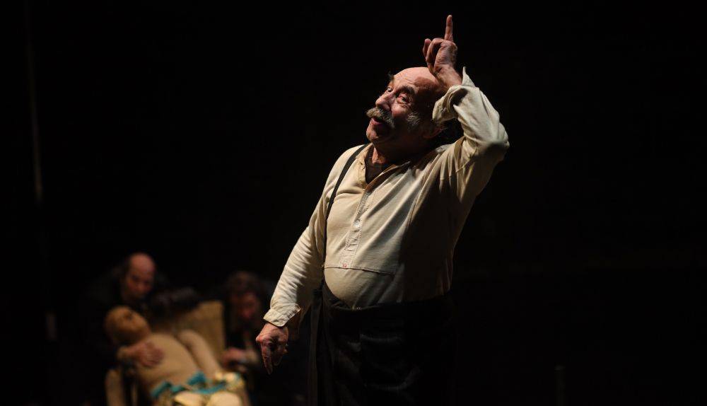 Paco de La Zaranda se recupera de un infarto: la compañía teatral suspende su temporada en Buenos Aires