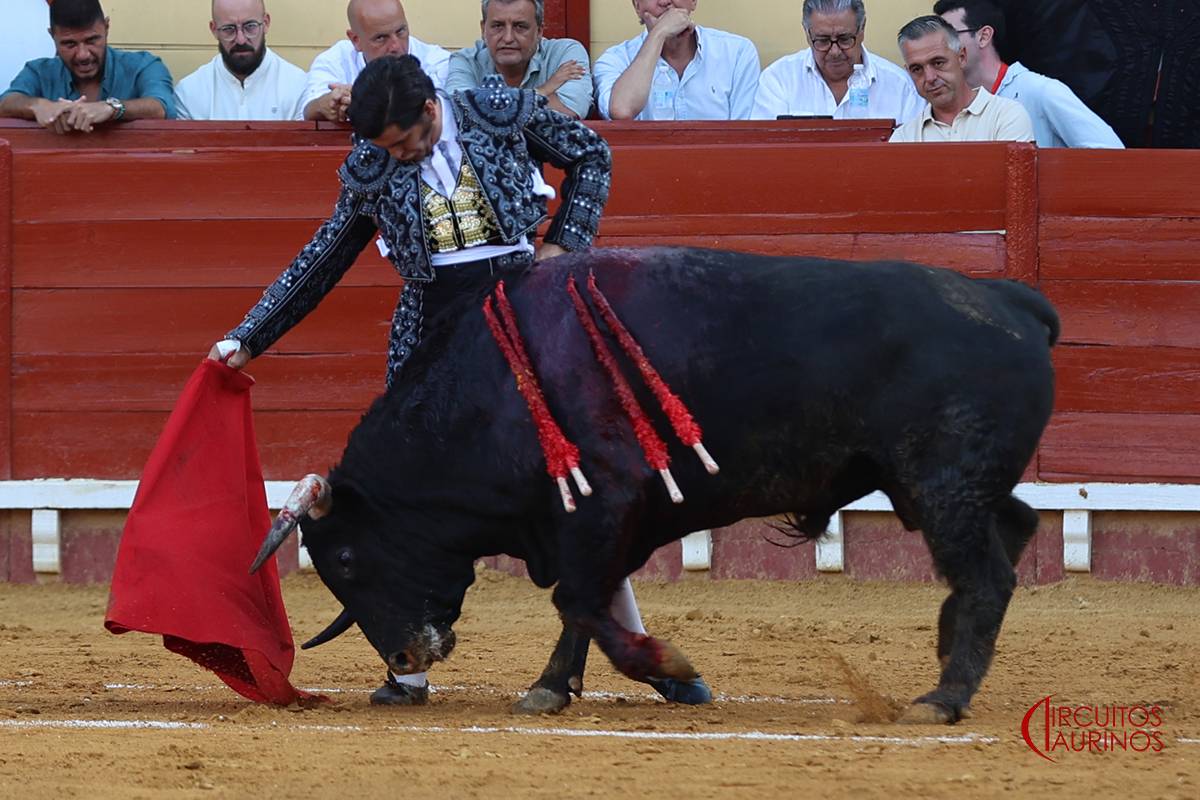 Morante en El Puerto. - CIRCUITOS TAURINOS Morante en El Puerto.
