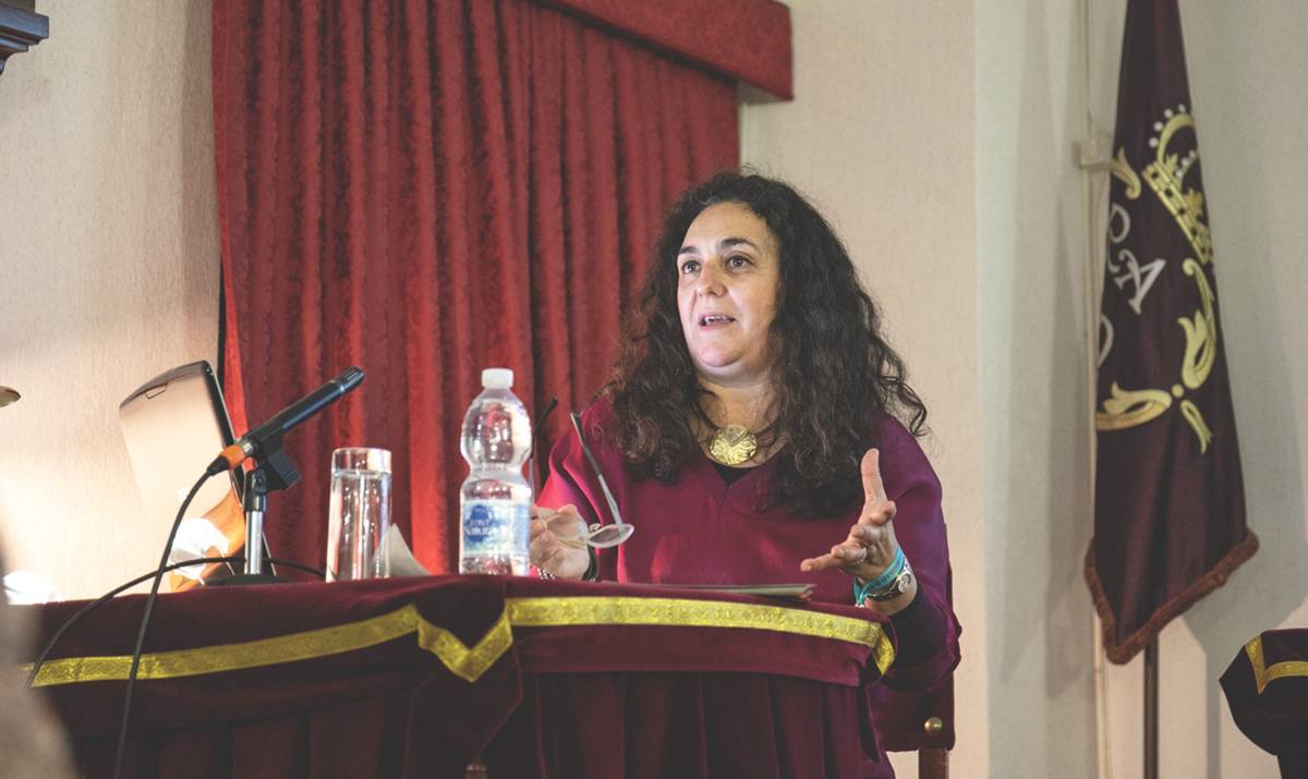 Cristina Cruces clausura mañana los XXX Veranos Culturales Nazarenos con una mirada inédita a Lola Flores